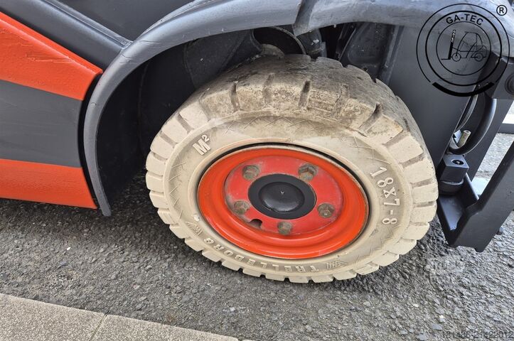 Treibgasstapler Linde H16T