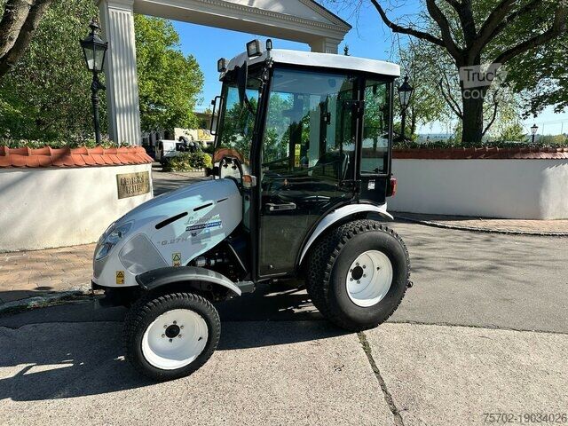 Terminálový traktor Lamborghini Green Pro G.27 H Kabine Allrad