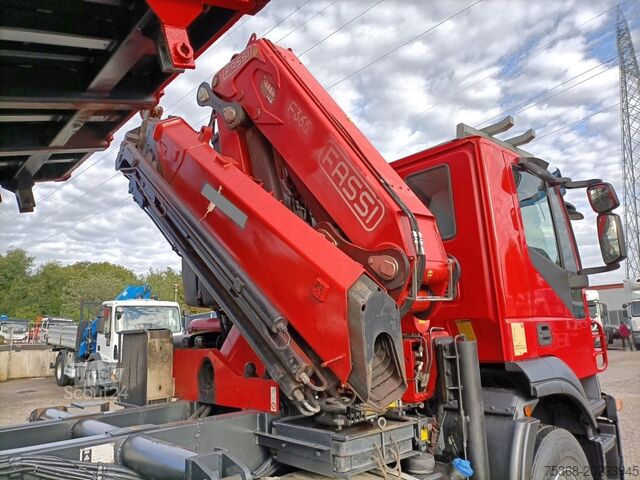 TOVORNO VOZILO Z DERJALOM IN KIPEROM Iveco STRALIS 320S45