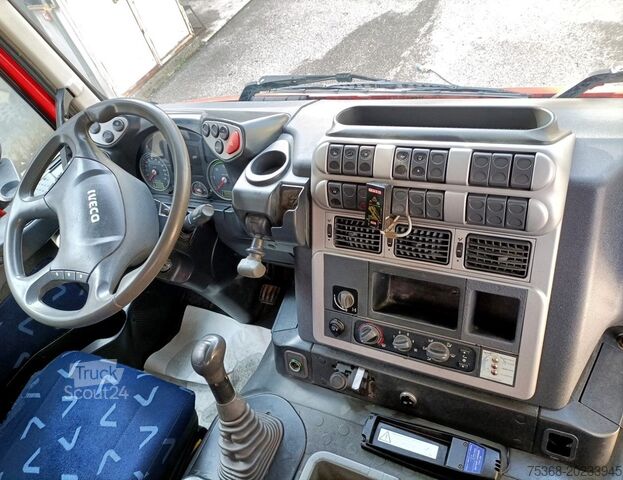 TOVORNO VOZILO Z DERJALOM IN KIPEROM Iveco STRALIS 320S45