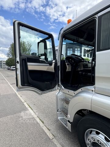 Kippers vrachtauto MAN TGS 18.420 Gergen TAK 20 Absetzer Volllu