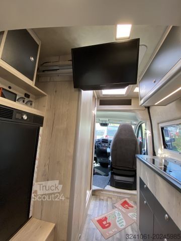 Autorulotă MEGAMOBIL Mega Lounge 540 TV Abverkauf|Dieselheizung|Solar