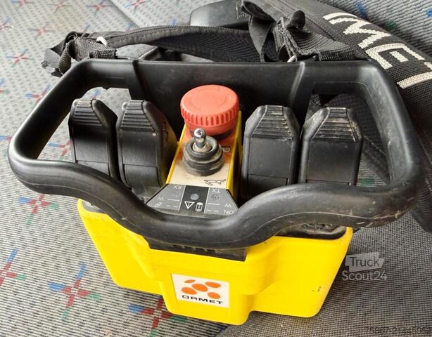 Tipper truck Nissan ATLEON 120