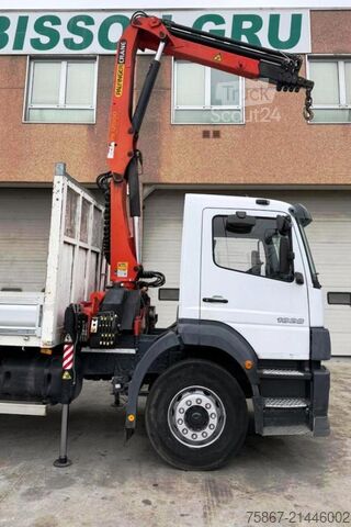 Düz kasa kamyon Mercedes-Benz Atego 1828