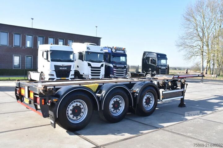 Transport de conteneurs Renders EURO 800 - 2 x EXTENDABLE - SAF AXLES - LIFT AX...