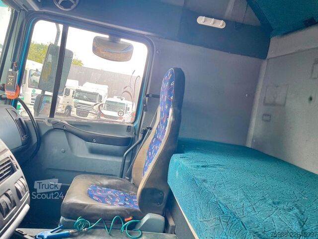Standard-SZM DAF XF 95.530 EURO 4 for Africa. Royal truck!