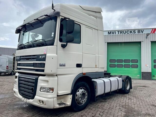 Estándar-SZM DAF XF 105.460 bj 2015!  MANUAL gearbox, EURO 5, FRIGO