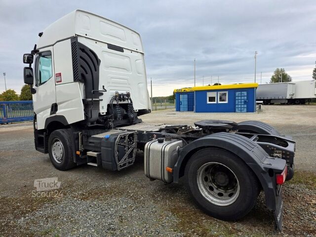 Hidrolik sistemli standart çekici RENAULT T440 T4X2 E6