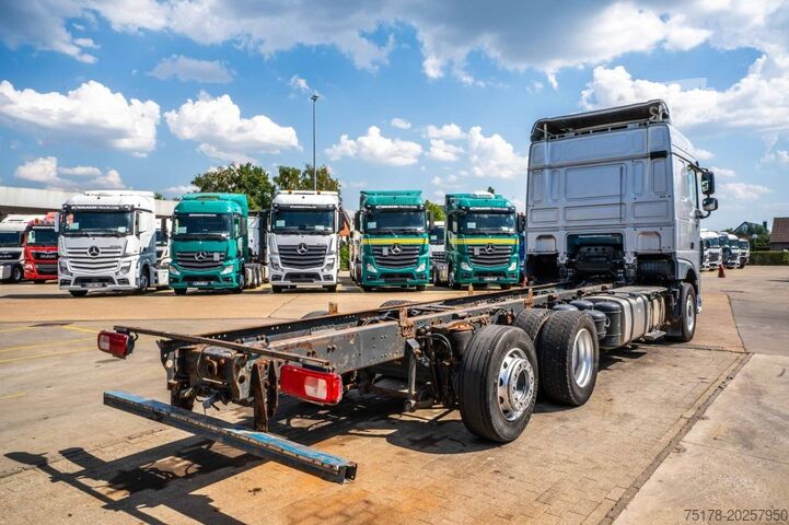 Fahrgestell mit Fahrerhaus DAF XF 510