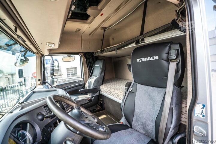 Fahrgestell mit Fahrerhaus DAF XF 510
