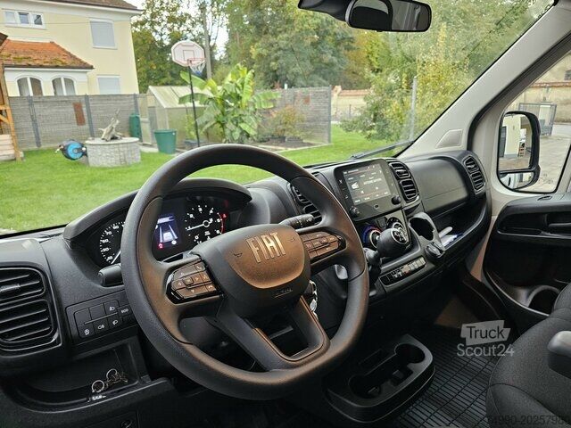 Vrachtwagen met bakwagen Fiat Ducato 35 MAXI 180 Koffer Kamera 7` TFT sofort