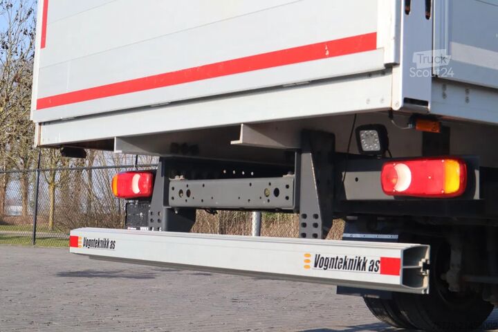 Jeřábové vozidlo DAF LF 210 | 4X2 | PALFINGER PK5001 | REMOTE | LOW KM