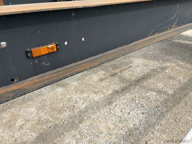 Cserélhető alvázas pótkocsi Kögel Lafette langer Hub Breitreifen top