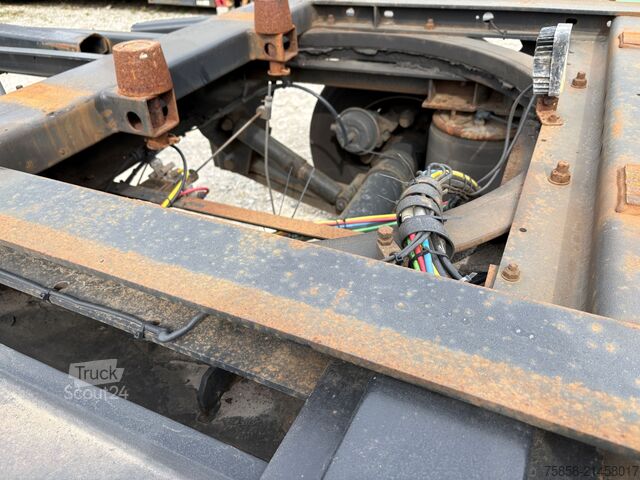 Cserélhető alvázas pótkocsi Kögel Lafette langer Hub Breitreifen top