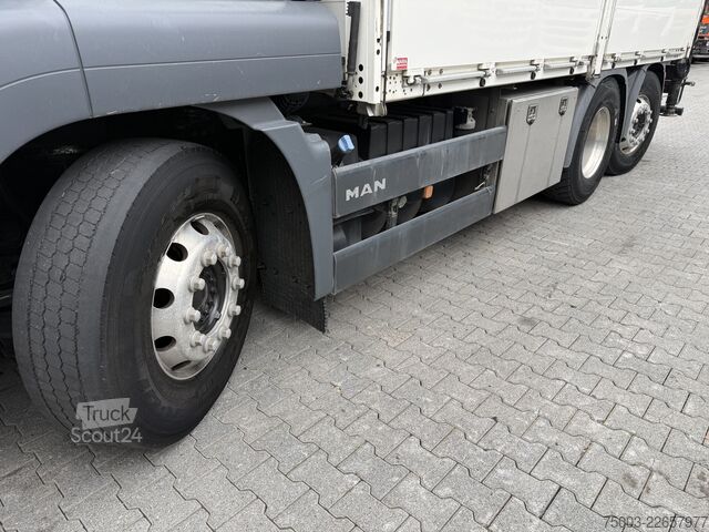 Lastbilmonteret kran MAN TGS 26.470 6X2 Effer 215 bis 16 Meter