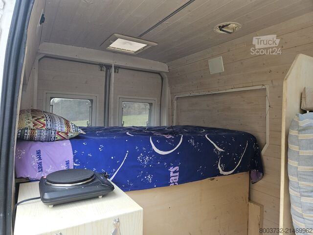 Kemperių furgonas Peugeot Boxer