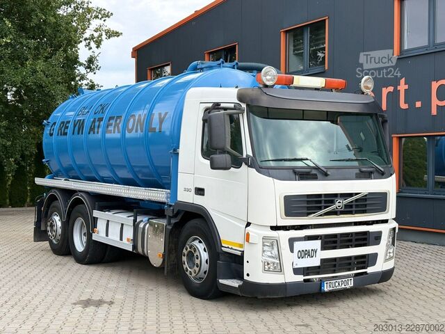 Vákuová cisterna VOLVO FM330 6x2/2 Euro 5 LL Kanalreiniger 15000L