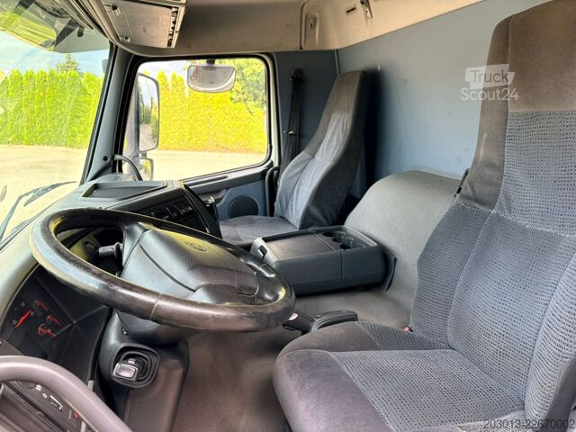 Vákuová cisterna VOLVO FM330 6x2/2 Euro 5 LL Kanalreiniger 15000L