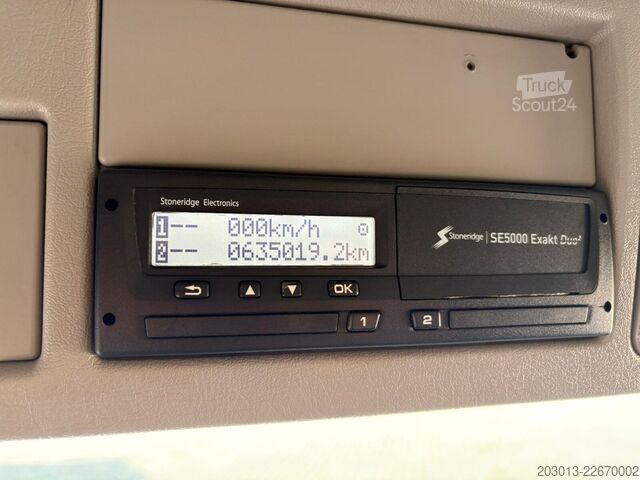 Vákuová cisterna VOLVO FM330 6x2/2 Euro 5 LL Kanalreiniger 15000L