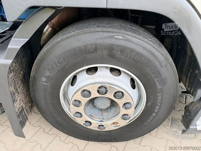 Vákuová cisterna VOLVO FM330 6x2/2 Euro 5 LL Kanalreiniger 15000L