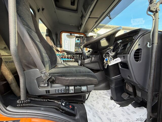 Veegmachine MERCEDES-BENZ ATEGO 1323 Kehrmaschine FAUN VIAJET