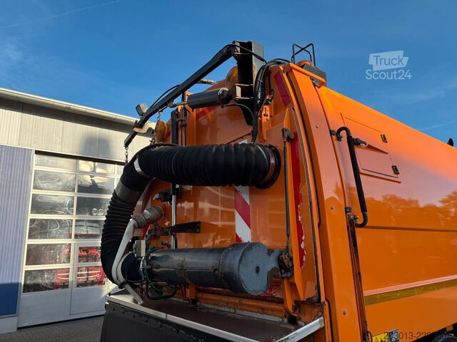 Veegmachine MERCEDES-BENZ ATEGO 1323 Kehrmaschine FAUN VIAJET