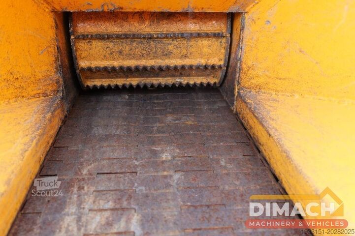 Hacheuse Shengmiao Hc6140 new wood chipper with trailer!!
