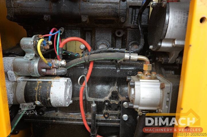 HĂ€cksler Shengmiao Hc6140 new wood chipper with trailer!!