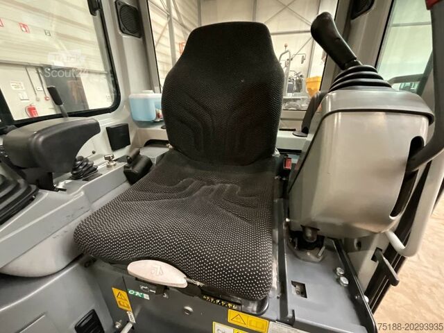 Minigraafmachine Takeuchi TB 216