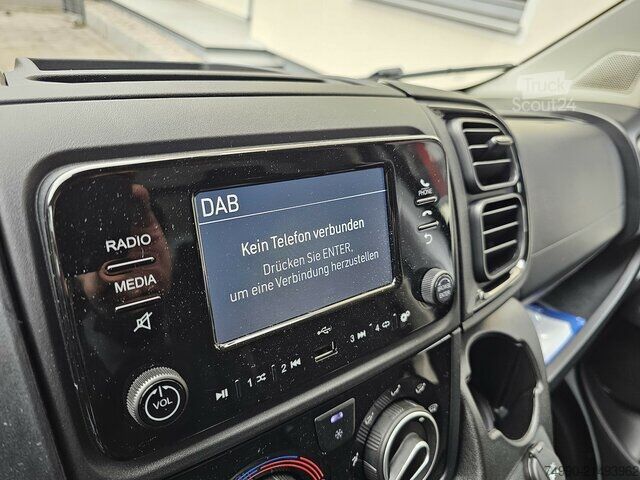 Furgon Fiat Ducato 35 MAXI 180 Koffer Automatik Seitentüre