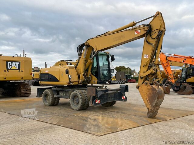 Radbagger Caterpillar M318C