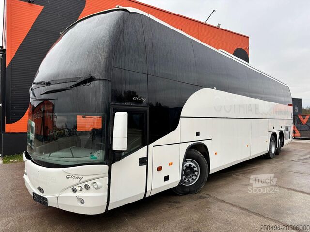 Turistinis automobilis Volvo B12B Beulas Glory 6x2*4 61 SEATS / AC / AUXILIA...