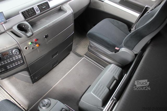 Żuraw samochodowy MAN 26.400 6x2 KRAN ATLAS AK 120.2  Funkfern Nr: 549