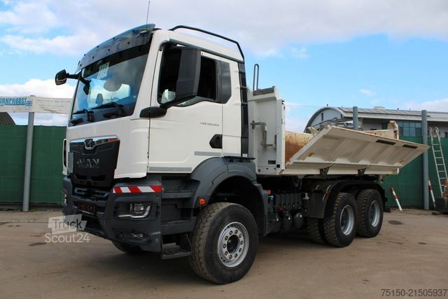 Trójstronna wywrotka MAN TGS 26.520 6x4 BB INTARDER BORDMATIK Nr.: 018