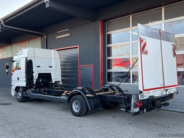 LKW-Fahrgestell MAN TGL 12.250 Euro6 Klima LBW 7m Chassie AHK 2xBett