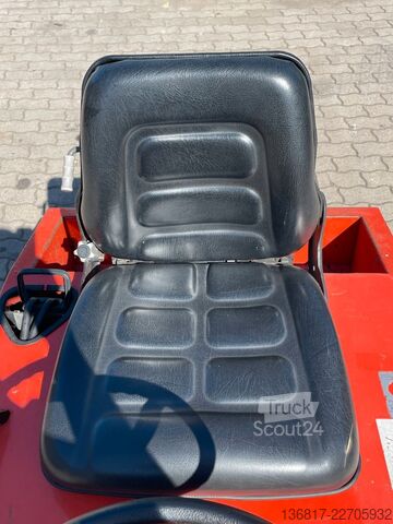 Traktor Linde P60Z Elektro Schlepper 6 to 3-Rad 24V