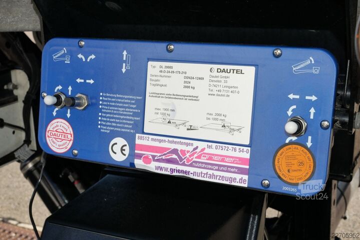 Kylsläpvagn SCHMITZ CARGOBULL SKO 20 /LZG CITY TRIDEC / LBW 2000 kg / BLUMEN