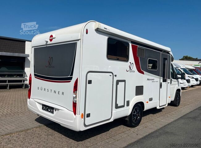 Halvintegrerad husbil BÜRSTNER Nexxo Time T690 G - Einzelbetten - Solar - Klima