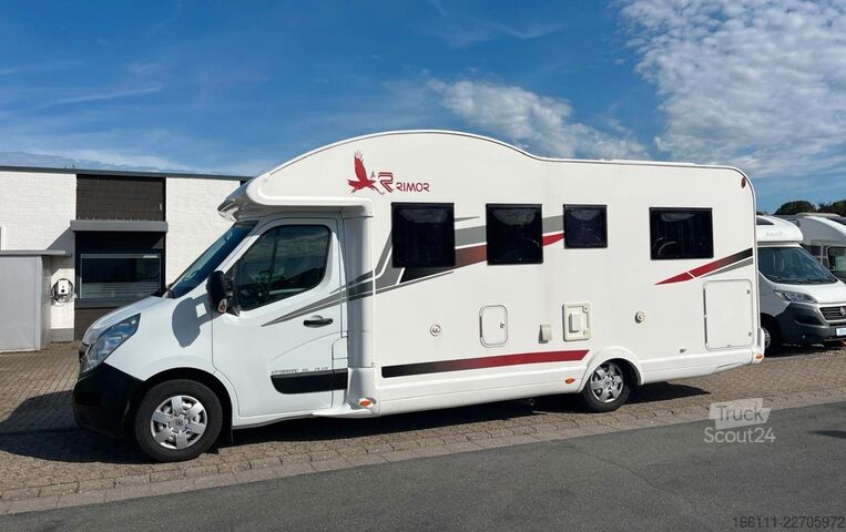 Halvintegrerad husbil RIMOR Katamarano 95 Plus - Hub/Einzelbetten - Klima -