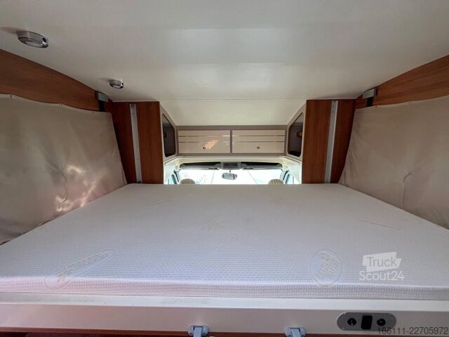 Halvintegrerad husbil RIMOR Katamarano 95 Plus - Hub/Einzelbetten - Klima -
