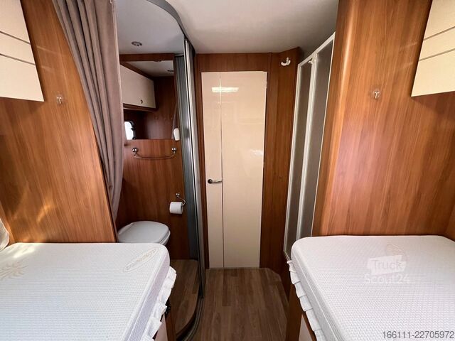 Halvintegrerad husbil RIMOR Katamarano 95 Plus - Hub/Einzelbetten - Klima -