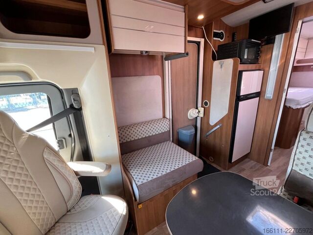 Halvintegrerad husbil RIMOR Katamarano 95 Plus - Hub/Einzelbetten - Klima -