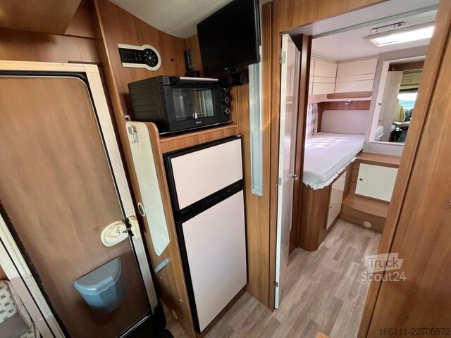 Halvintegrerad husbil RIMOR Katamarano 95 Plus - Hub/Einzelbetten - Klima -