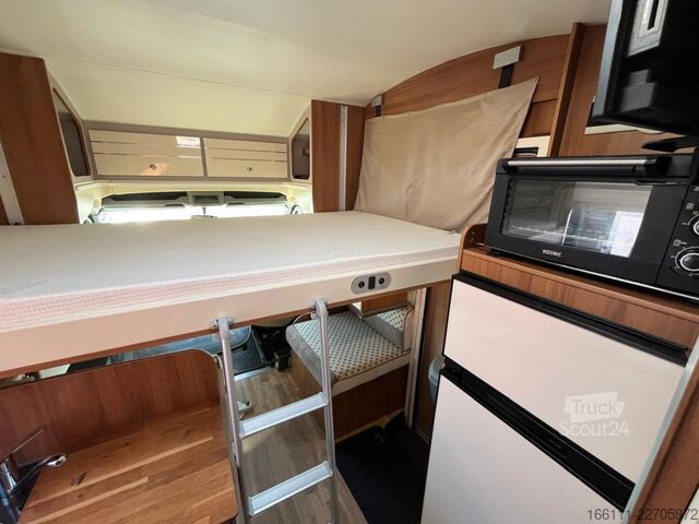 Halvintegrerad husbil RIMOR Katamarano 95 Plus - Hub/Einzelbetten - Klima -