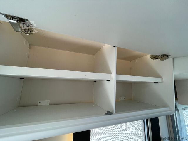 Caravana semiintegrada SUNLIGHT T 67S | Hubbett,Markise,Solar,RFK