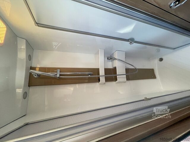 Caravana semiintegrada BÜRSTNER 644 G LYSEO FREISTAAT TD HL | *wenig KM*3,85t*