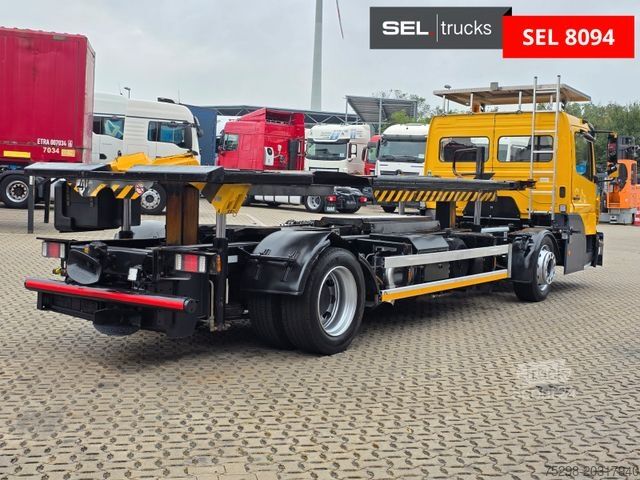 Vaihtolavakuorma-auto MERCEDES-BENZ Kamag WBH 25 / Umsetzer Sattelplatte
