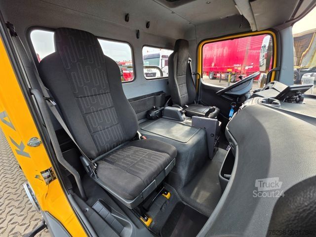 Vaihtolavakuorma-auto MERCEDES-BENZ Kamag WBH 25 / Umsetzer Sattelplatte