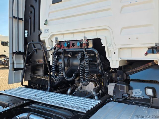 Lielapjoma vilcējs MAN TGX 18.460 4X2 LLS-U