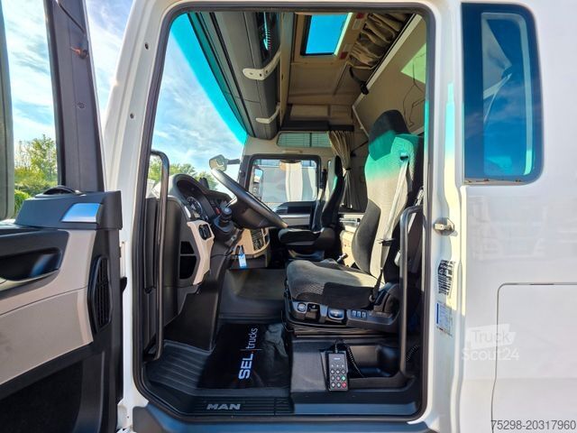Lielapjoma vilcējs MAN TGX 18.460 4X2 LLS-U